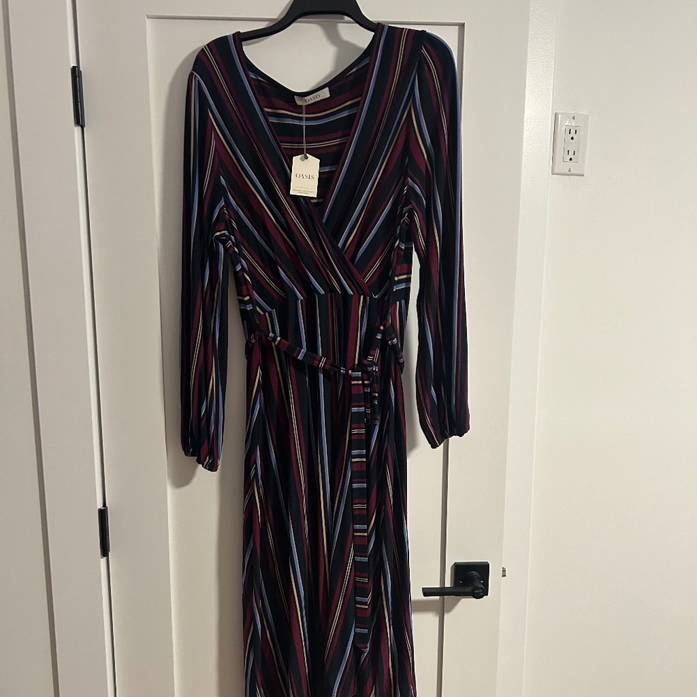 Oasis dress